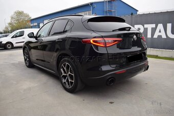 Alfa Romeo Stelvio 2.2 JTD. M SPORT AT/8 - 3