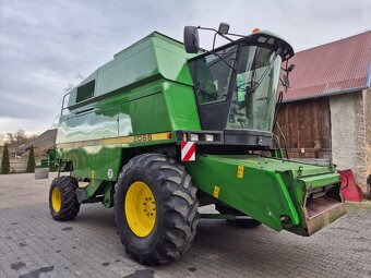 SKLÍZECÍ MLÁTIČKA  John Deere 2066 - 3