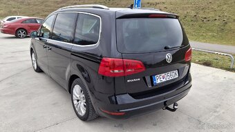 Volkswagen Sharan 2.0 TDi 125kW DSG HIGHLINE 7 miestne - 3