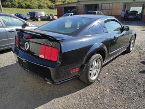 Ford Mustang 4.6 GT V8 na nd - 3