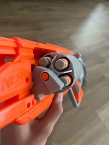 Nerf zbrane accustrike - 3