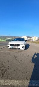 Volvo V60 R-Design - 3