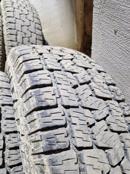 Pirelli 265/70 r16 - 3