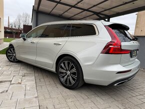 Volvo V60 Recharge T6 2.0 4WD Business Pro 2021 - 3