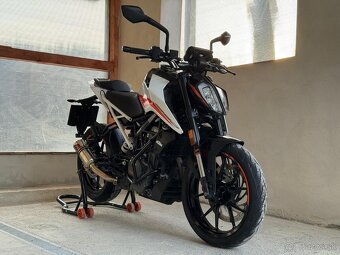 KTM 390 Duke 2022 - 3