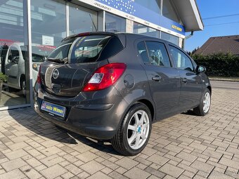 Opel CORSA 2014 Benzín - 3