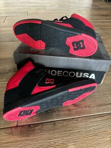 DC SHOES CURE HI TOP black red - 3