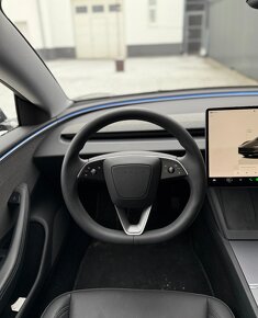 Tesla Model 3 RWD 2024 Highland - 3