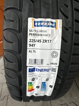 5x112 R17 6,5J ET46 Volkswagen 225/45 R17 letné (2024) - 3