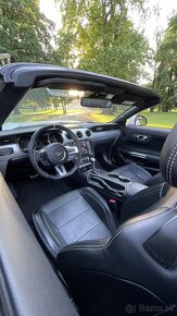 Ford Mustang 5.0 V8 GT Cabrio Pronájem - 3