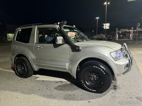 Mitsubushi Pajero 3.2/Automat - 3