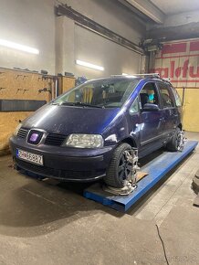 Seat Alhambra 1.9tdi 85kw - 3