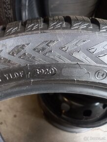 Nokian 225/45R17 - 3