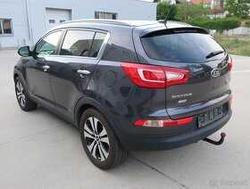 Kia Sportage 2011 2,0CRDi Rebel-xenon,NAVI,park.kamera,ťažné - 3