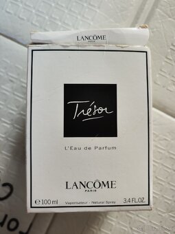 Predám voňavku LANCÔME Trésor - 3