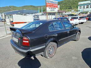 Škoda Octavia 1.6 LX 55kW - 3