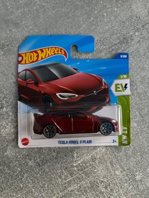 Hot wheels - 3