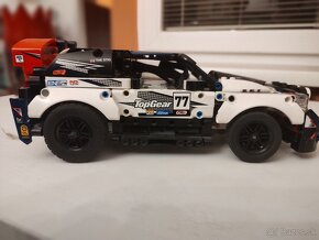 Predám LEGO Technic 42109  RC Top Gear pretekárske auto - 3