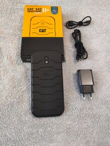 Caterpillar CAT S42 H+ 32GB - 3