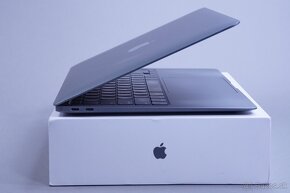 ZÁRUKA/Macbook Air 13.3"/M1(8 CORE) /8GB RAM/512GB SSD - 3