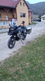 Predám BMW R1250GS ADVENTURE triple black 2024 3000KM - 3