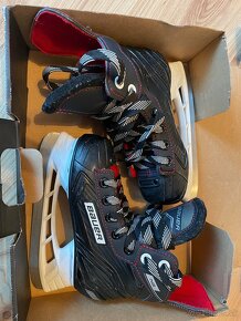 Bauer NS YTH 11 - 3