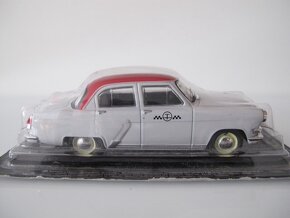 Gaz 21 T  Volga 1:43 - 3