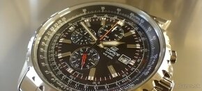 Predám kvalitné značkové hodinky 
Casio Edifice EF-527D - 3