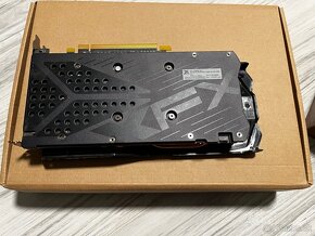 Grafická karta XFX Radeon RX 570 8 GB - 3