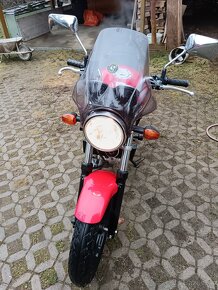 Honda VTR 250 - 3