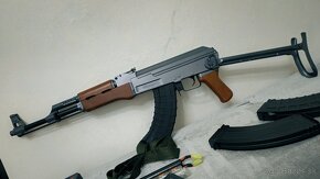 Ak47s + výbava - 3