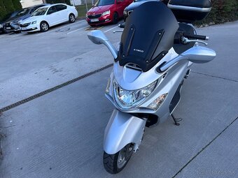 Kymco Xcyting 250 - 3