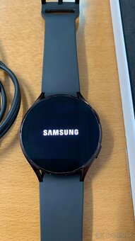 Predám inteligentné hodinky Samsung Galaxy Watch4 - 3