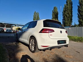 Volkswagen Golf 2.0 TSI BMT GTI DSG - 3