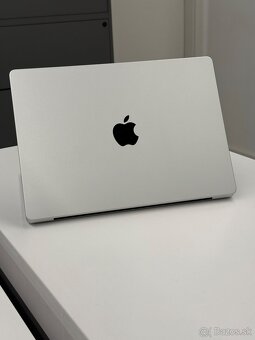 MacBook Pro 14" M3 16GB/512GB Silver - 3