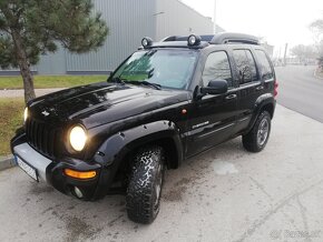 Jeep cherokee kJ - 3