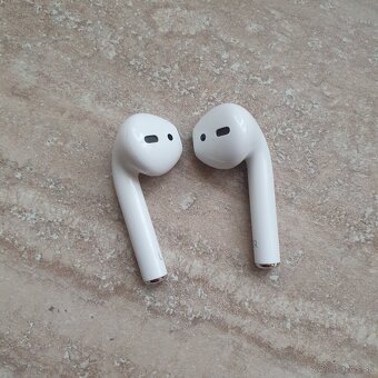 Apple AirPods 2019 - 3