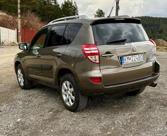 TOYOTA RAV4,r.v 2011, benzín,automat,4x4 - 3