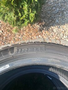 Zimne pneu 225/40 R19 Pirelli sottozero 3 - 3