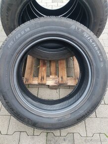 Letne 235/60R18 Michelin - 3