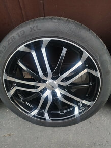 Brock B26 SMVP R19 5x108 Ford kuga + pneu 245/45R19 - 3