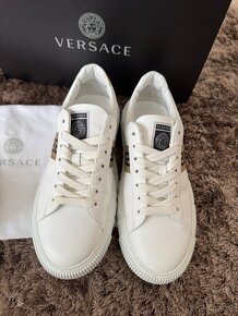 Sneakersy / tenisky zn. VERSACE 39,5 - 3