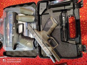 Beretta APX kal. 40 S&W - 3