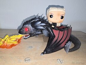 Funko POP Daenerys & Fiery Drogon - 3