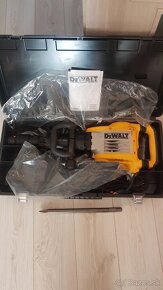 Dewalt - 3