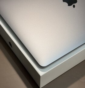 MacBook air M1 - 3