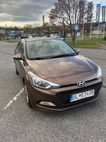 Hyundi i20 - 3