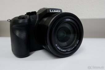 Panasonic Lumix DMC-FZ1000 - 3