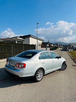 Volkswagen Jetta 1.9 tdi - 3