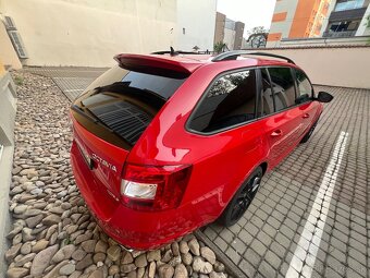 Škoda Octavia Combi 2.0 TDI DPF RS DSG - 3